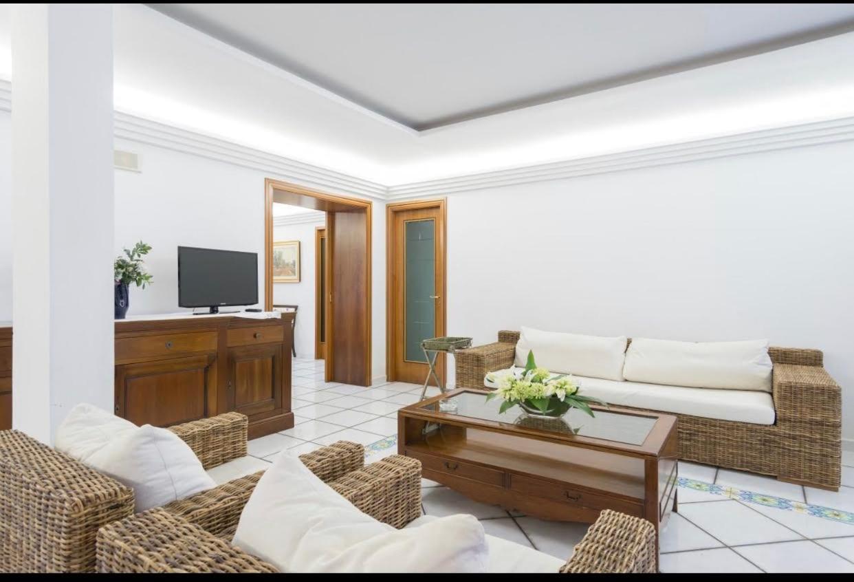 B&B Villa Irma Sorrento Dış mekan fotoğraf